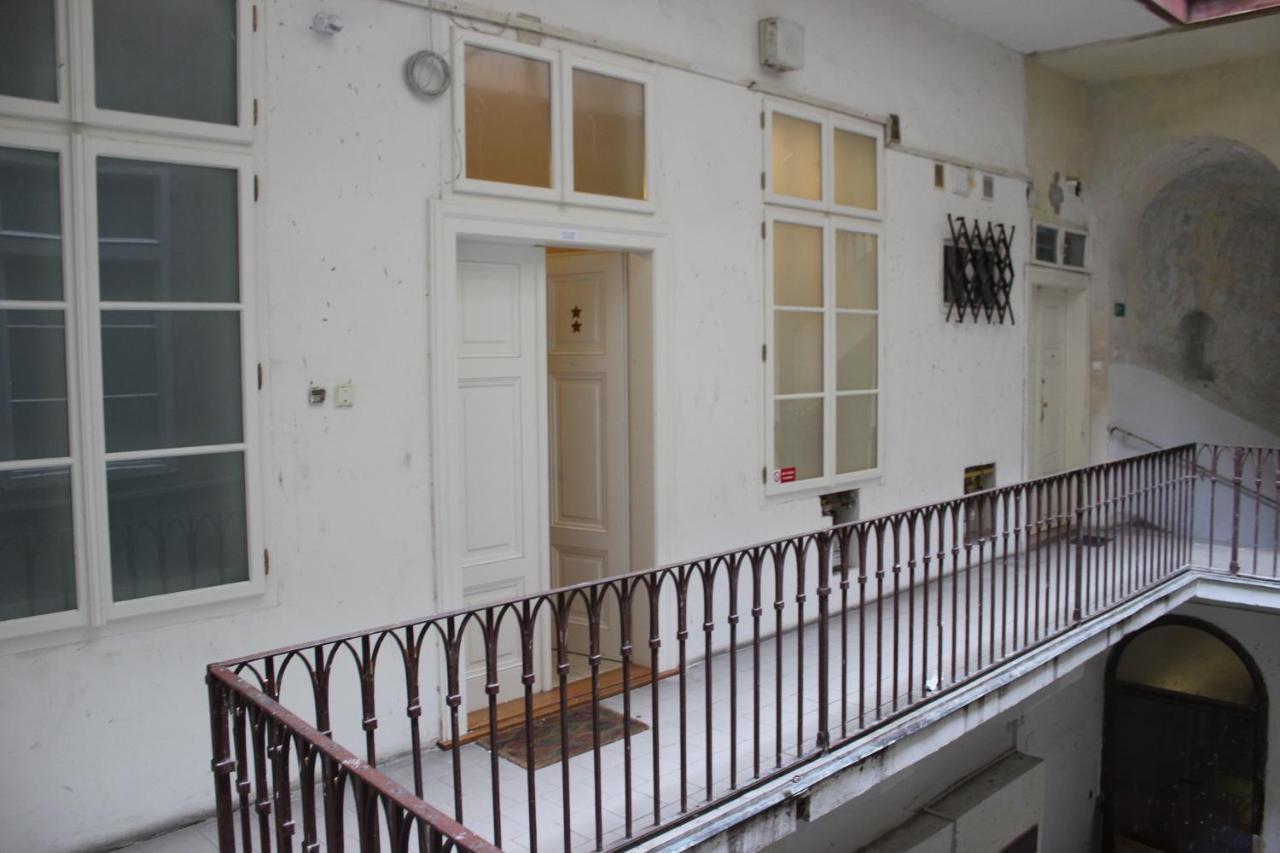 Michalska Apartment Praag Buitenkant foto